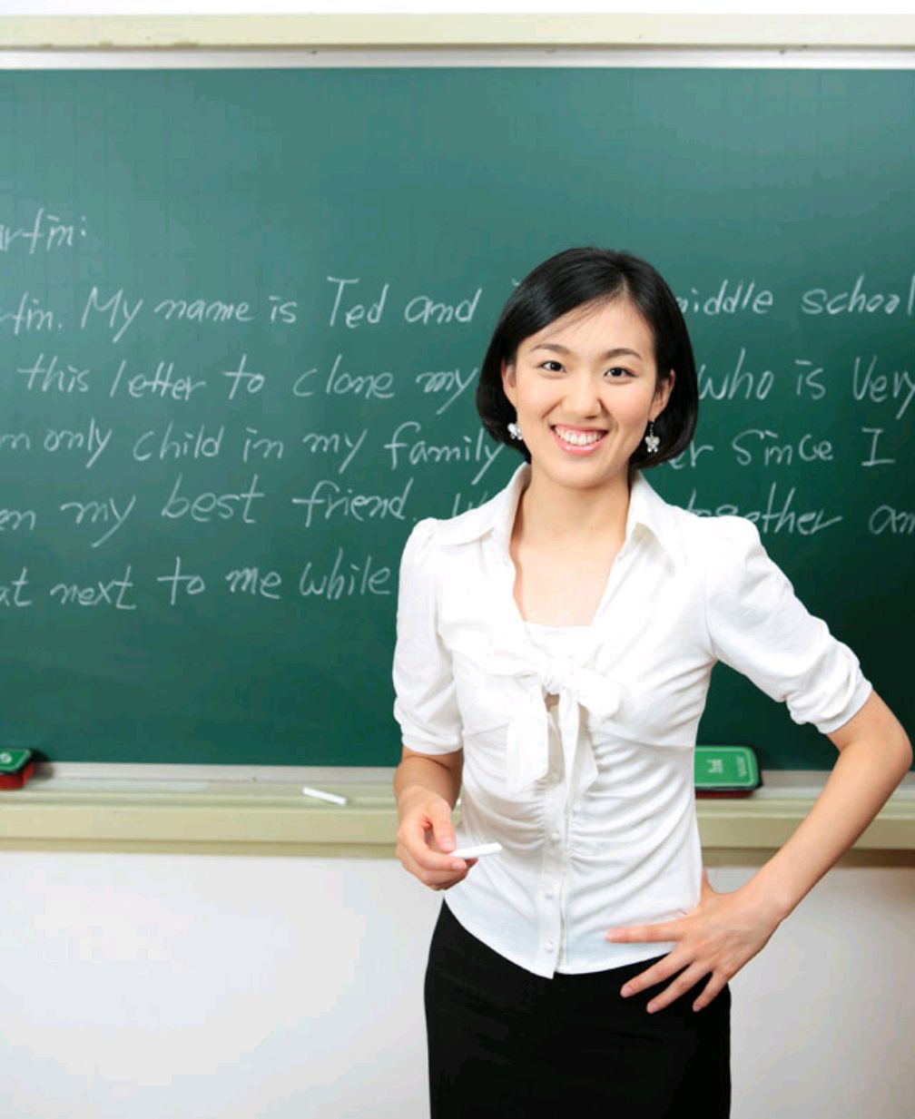 我对象是外语老师,我赞成取消英语主科地位和英语高考必考