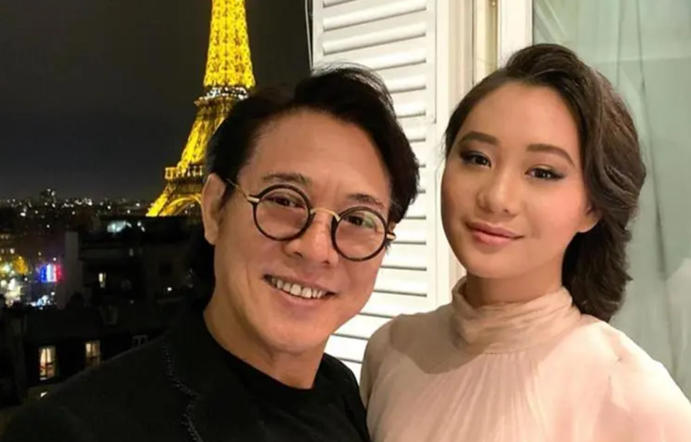 李连杰"背景强大",一张照片暴露强大身世,二十年前片酬8000万