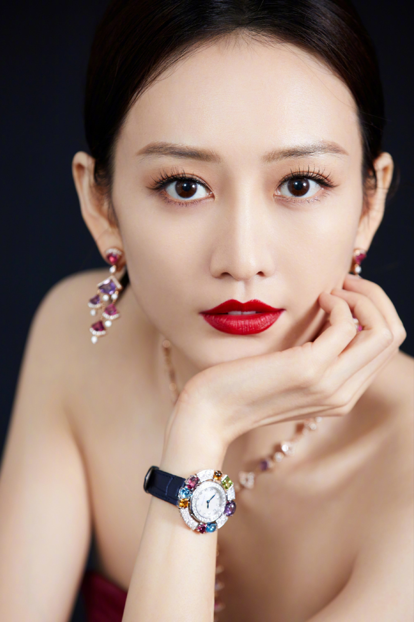 王鸥性感妩媚写真!#性感美女# #明星# #秋日生活创作季