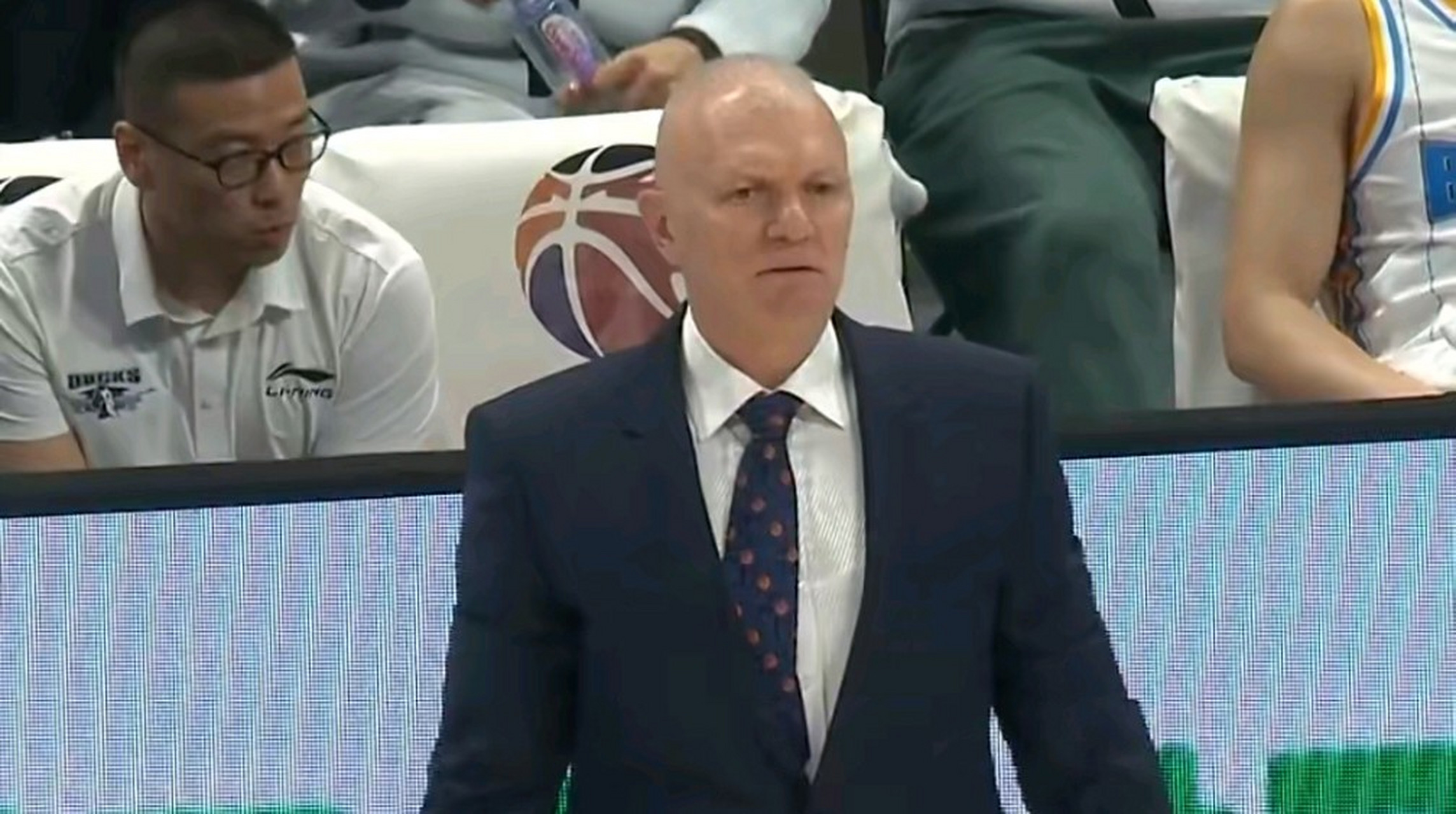 莱登给cba北京队带来大变化  4月10日,北京队大胜吉林队44分,大胜的最