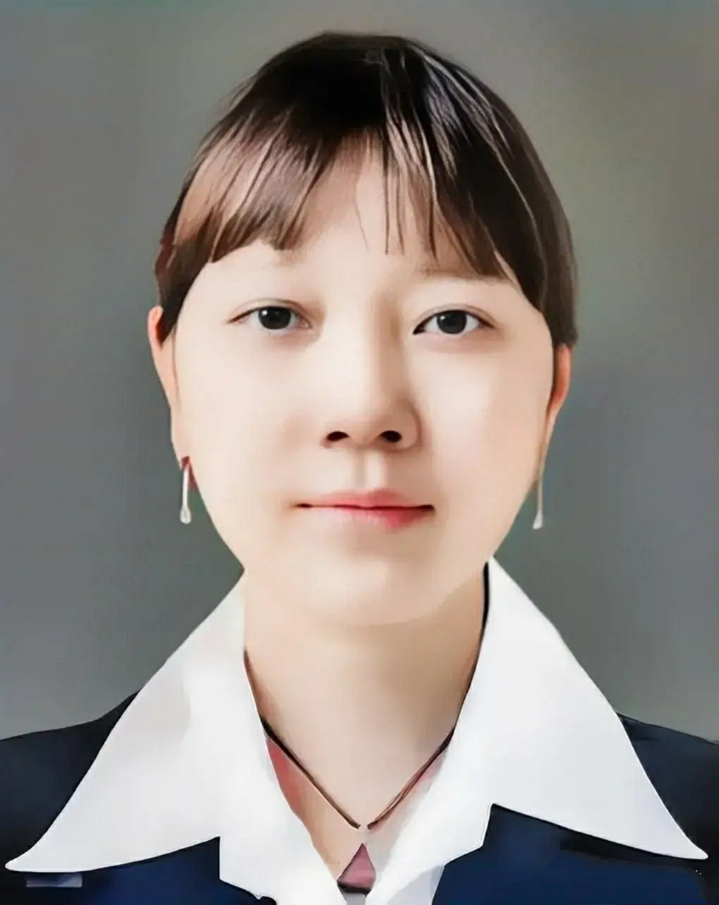 败类院长 曾丽娟,46岁,作为娄底市新化县三人民医院院长,年轻有为的她