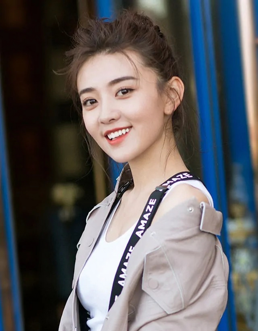 梁洁,1994年6月16日出生于河北省石家庄市,中国内地女演员,毕业于中央