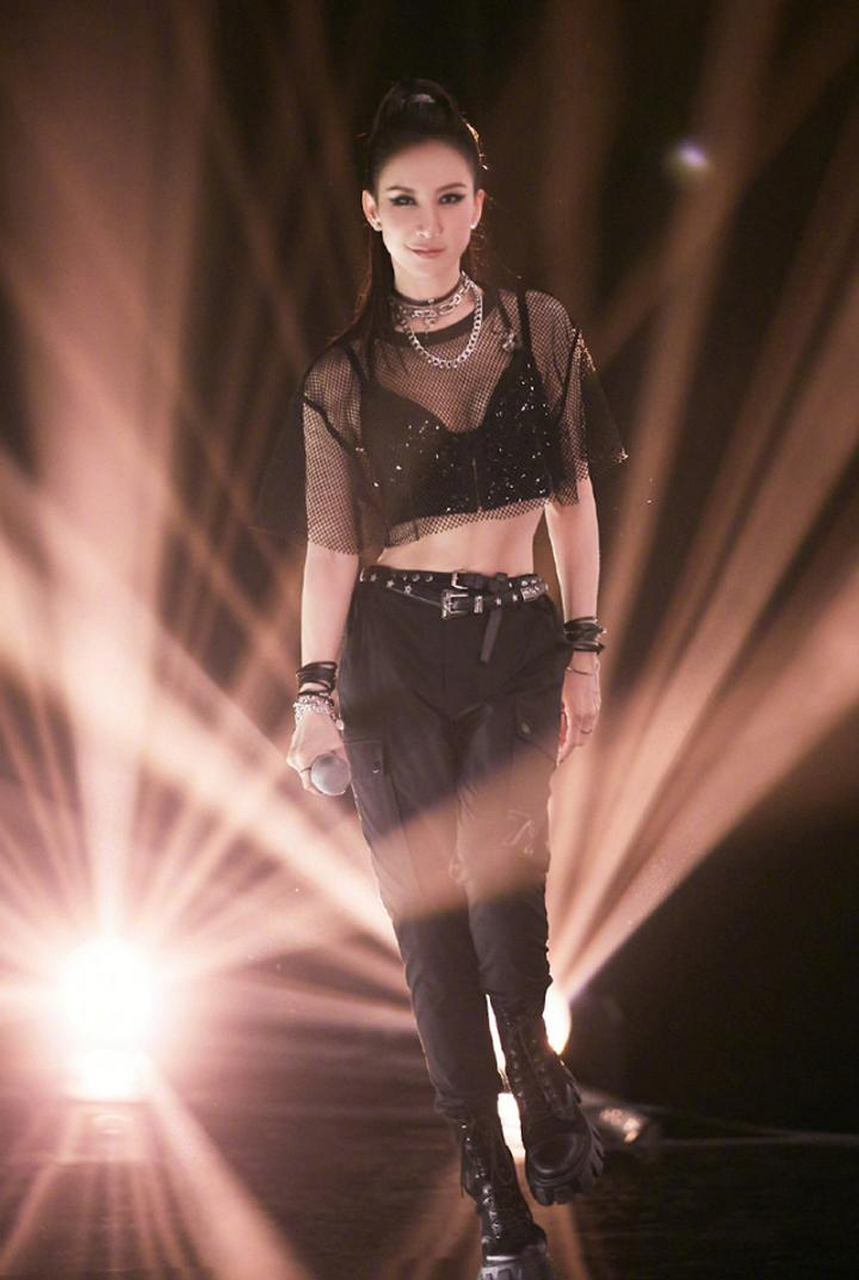 明星生图大赏##性感好身材#  李玫性感身材大赏