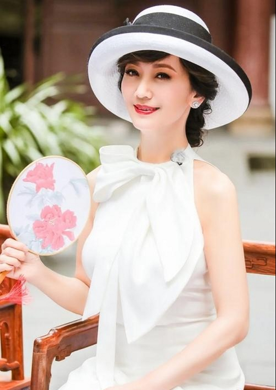 中国香港演员赵雅芝