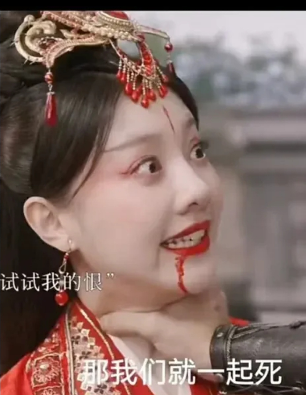 角丽谯值得每个人学习.