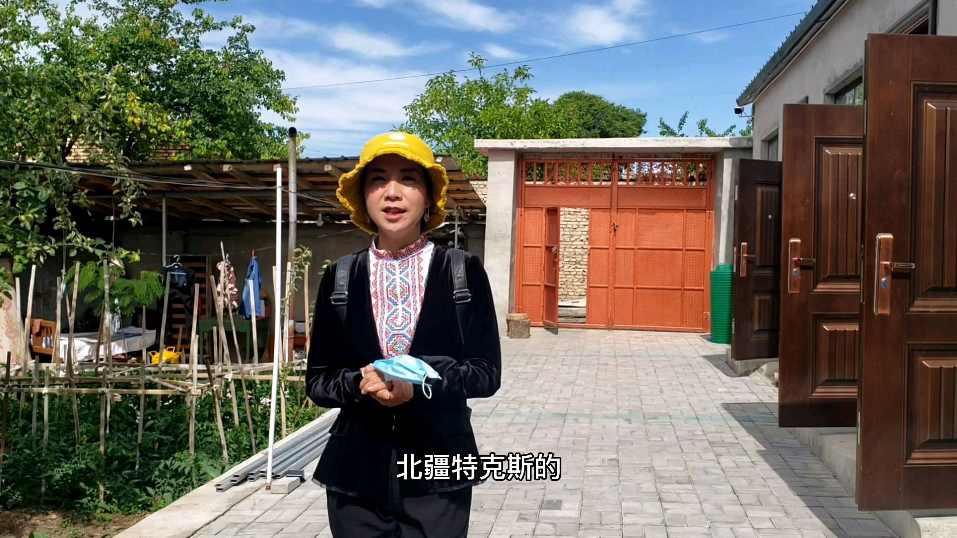自驾游在新疆租个农家院,端午节农贸市场买羊肉,今晚自己烤肉