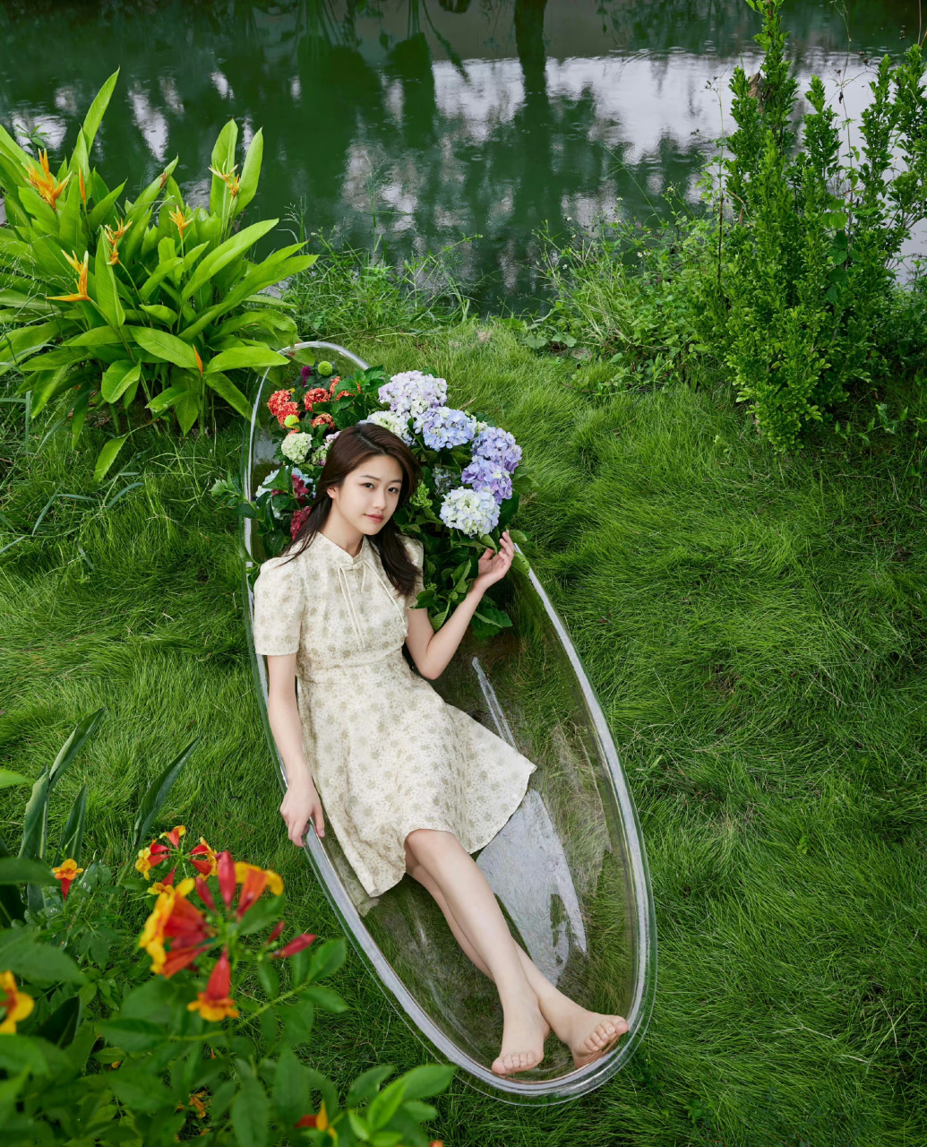 向涵之  光脚丫