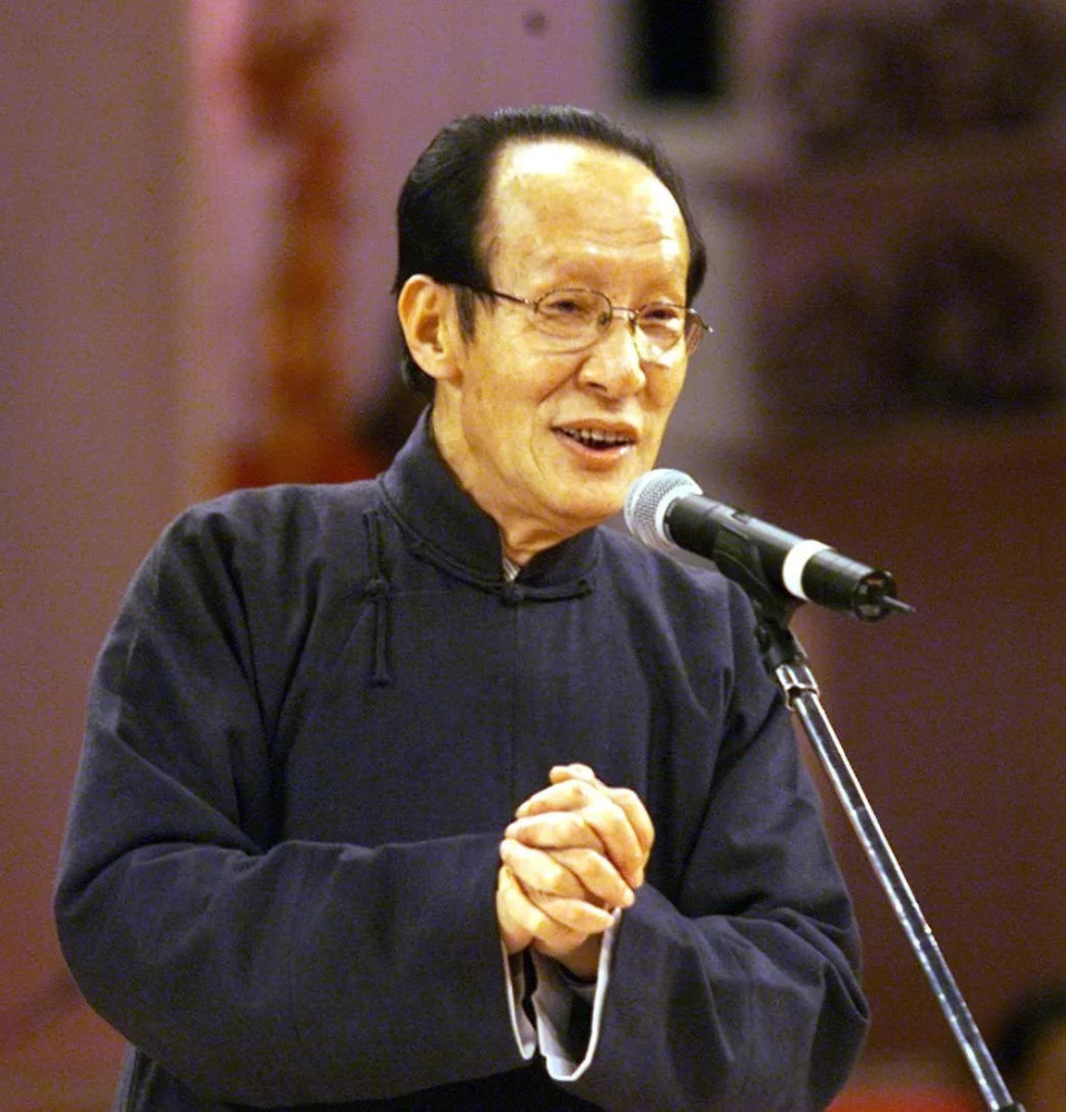 相声有常,马,侯三大世家,其中马家传承最久,出了五位相声名家
