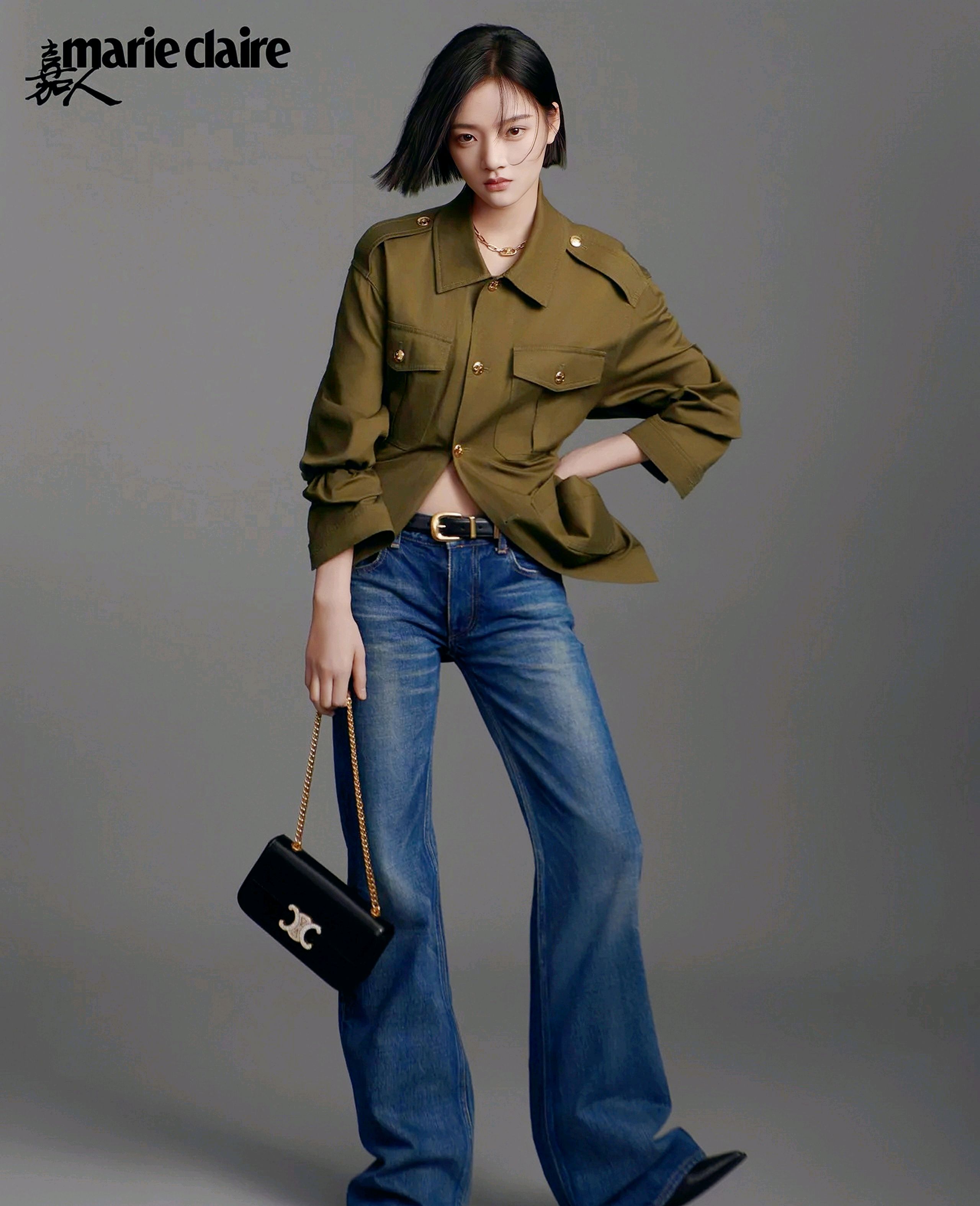 任敏登嘉人二月刊封面,真丝西装齐上阵,穿出高冷范儿