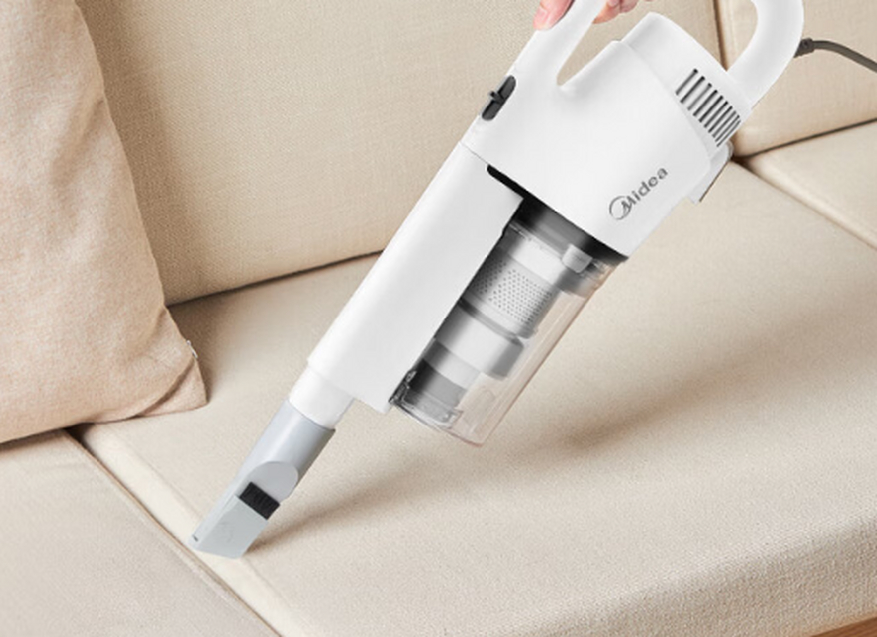 美的家用吸尘器u2是一款优秀的清洁助手,拥有强劲的吸力和多重过滤