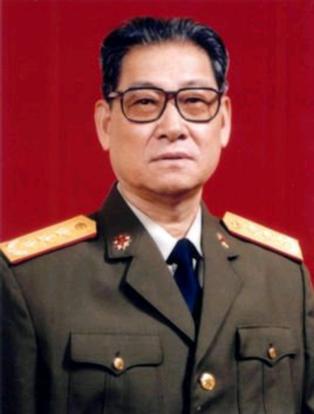 1985年后济南军区司令都有谁都什么军衔谁任职时最年轻