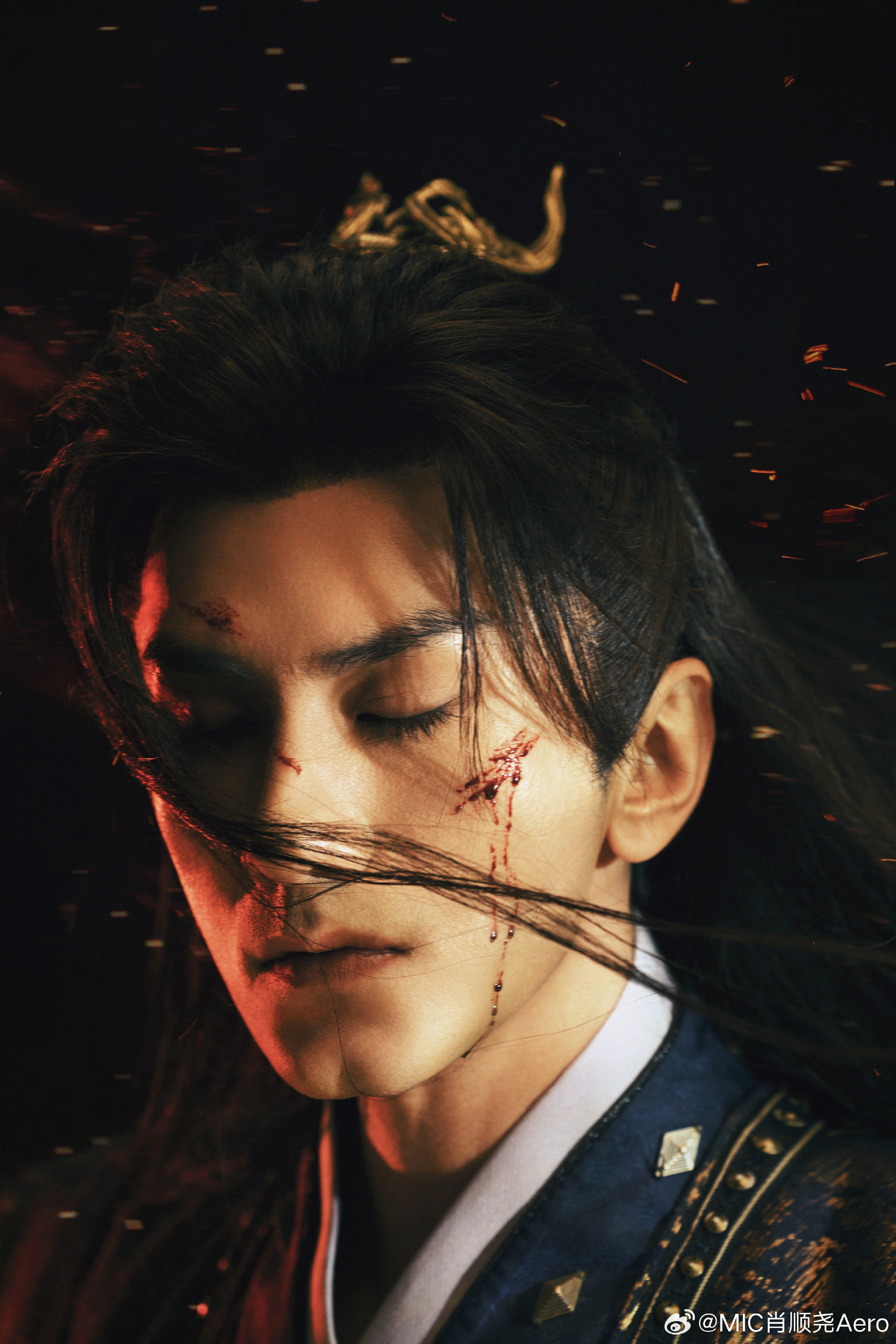 肖顺尧战损妆高级感,被笛飞声勾魂摄魄的帅气狠狠拿捏