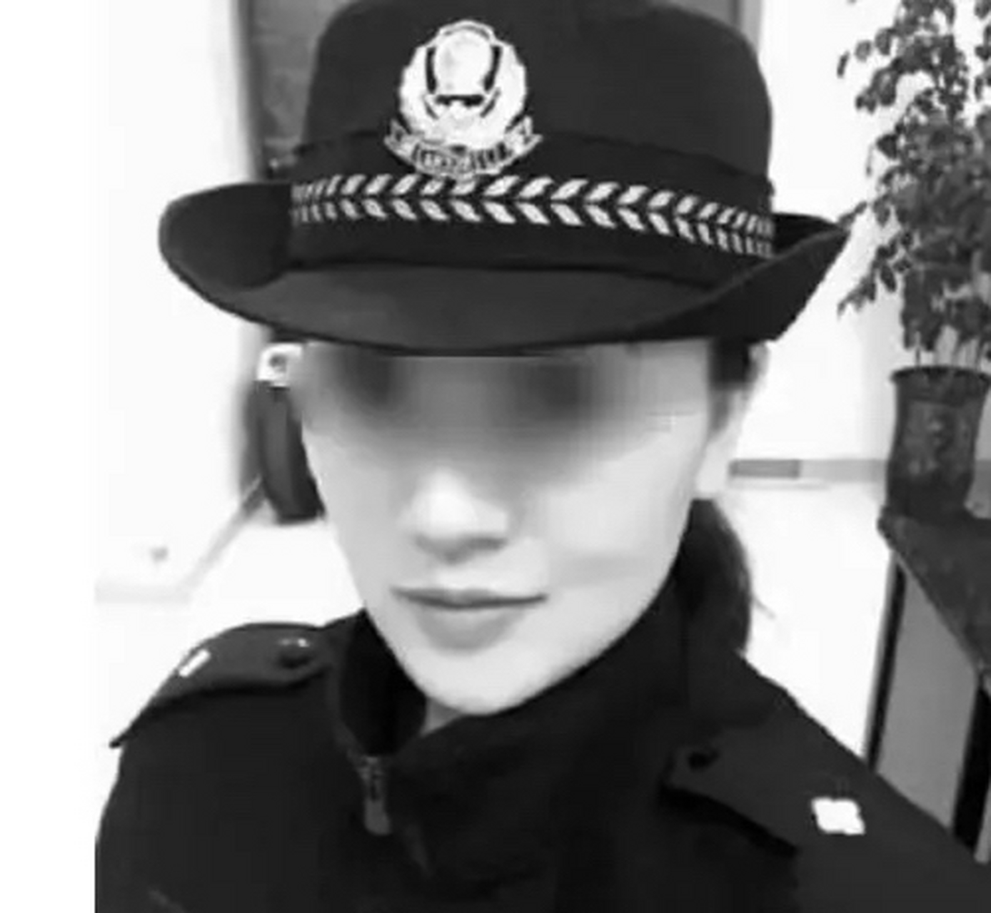 汪茜茜是一位在浙江省温州市苍南县灵溪镇长大的普通农村家庭出身的