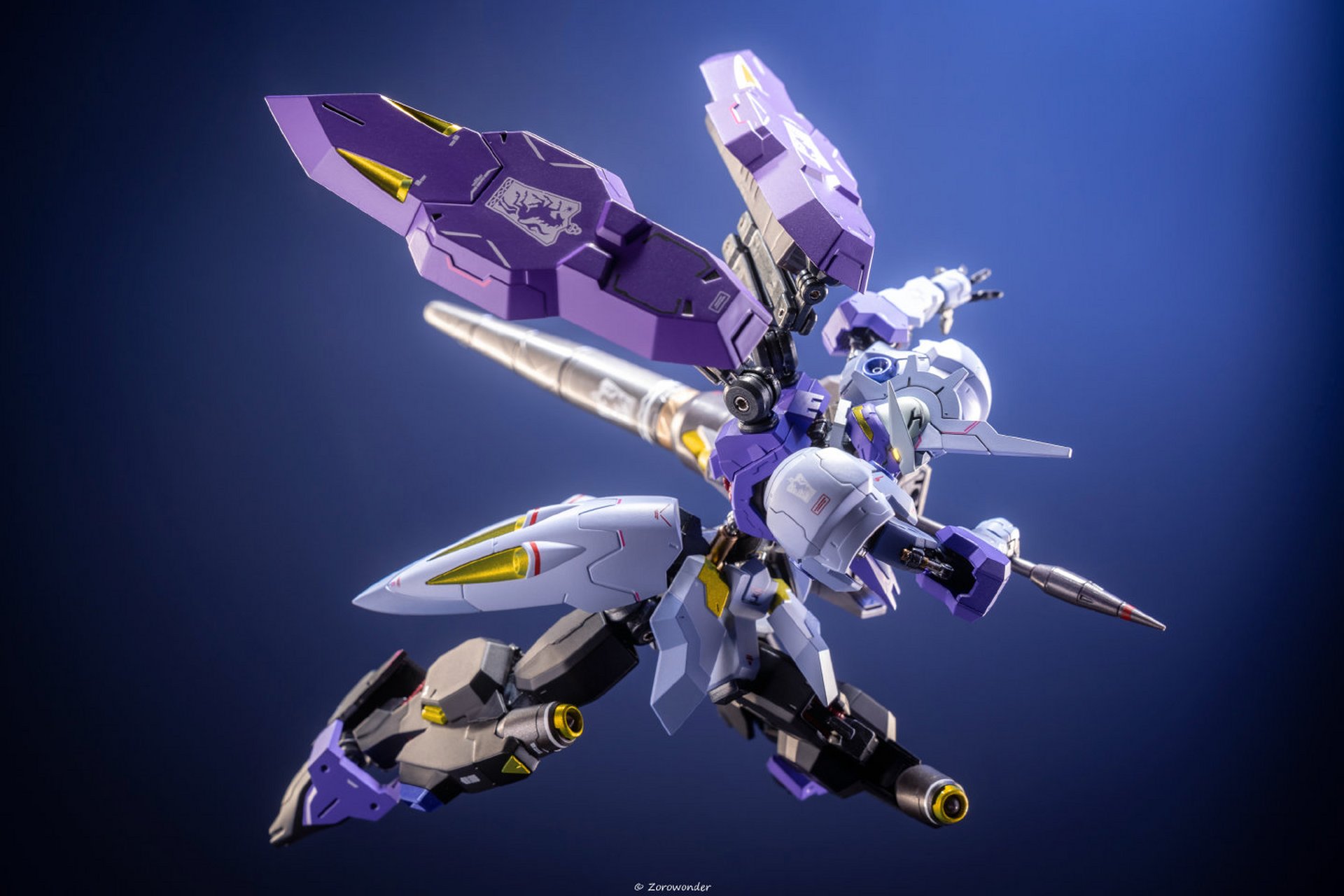 达人摄影:mr 锡蒙利维达尔,by zorowonder森.#动漫# #模型# #高达