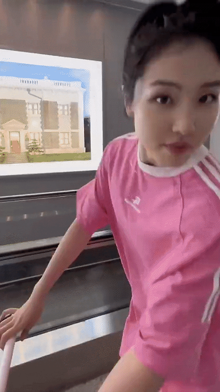 " 在黄思静受伤缺阵的日子里, 张茹的前场篮板非常给力, 是中国女篮