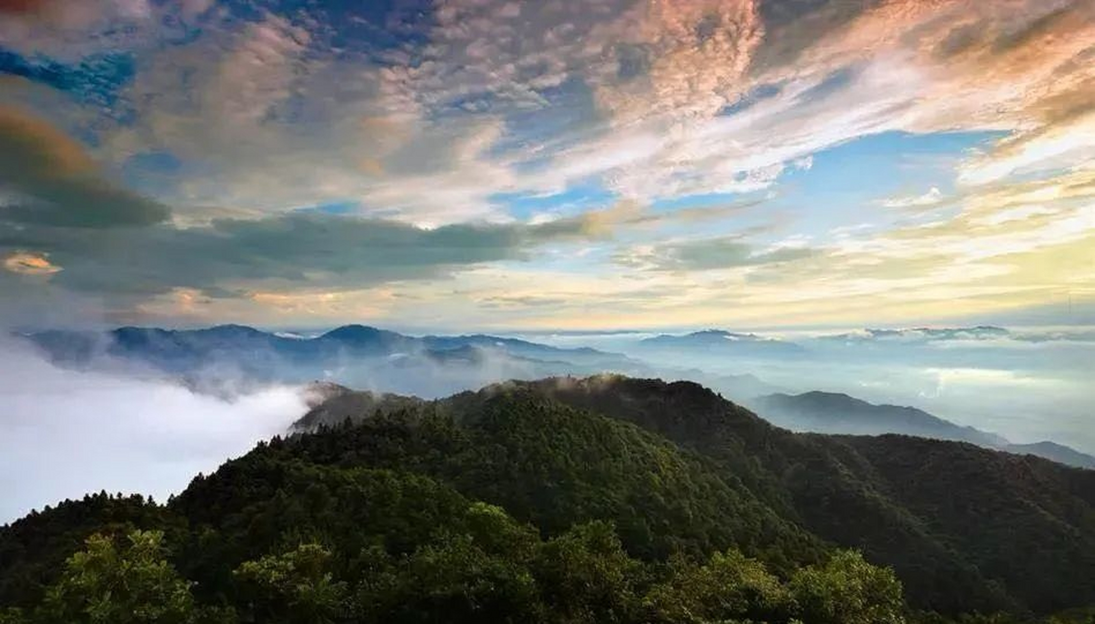 我眼中的方城# 大乘山距河南省方城县城东南15公里,属桐柏山脉,址峰