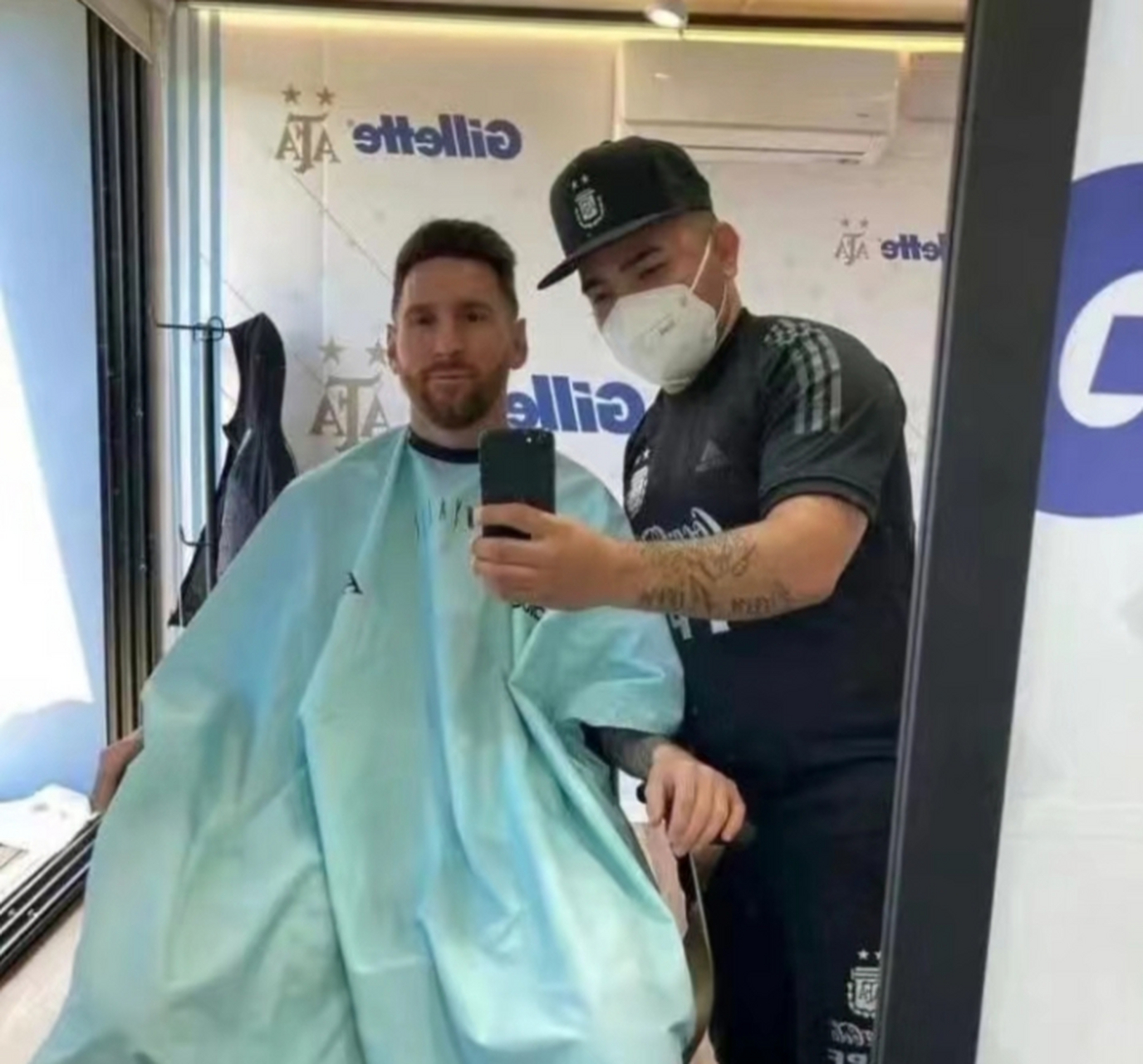 梅西又剪头发了,不考虑留长点吗,金发梅西yyds