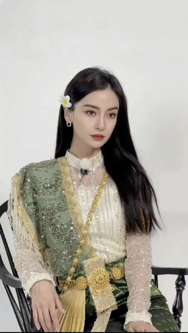 baby的泰国造型好好看,美#angelababy# #杨颖