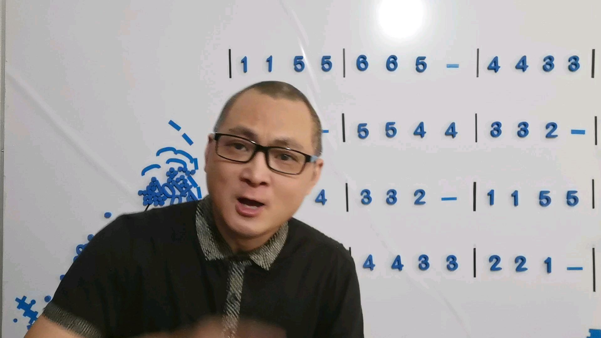 初学简谱的朋友们,不要把小星星当儿歌唱了,看仁龙怎么唱的