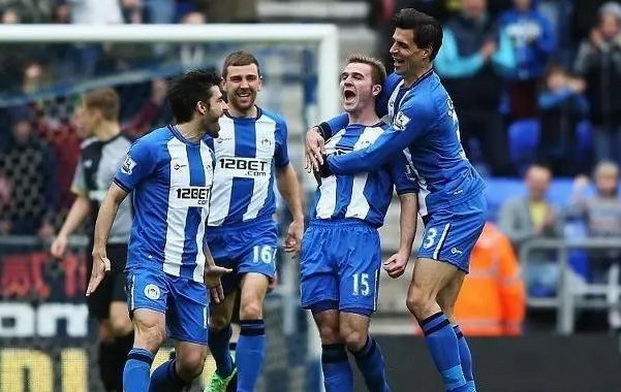 卢顿成立于1885年,是位于英国英格兰东部贝德福德郡卢顿市的足球