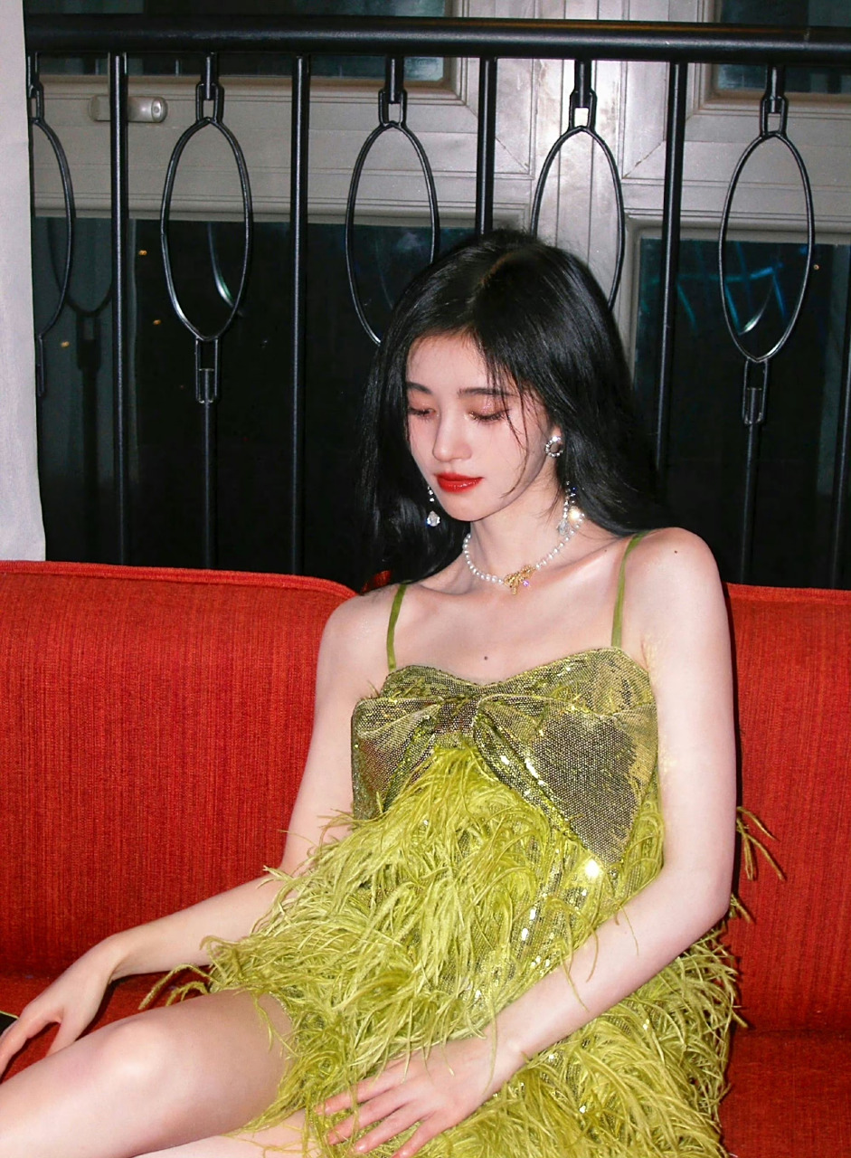 鞠婧祎  高跟凉鞋  长腿美jio丫