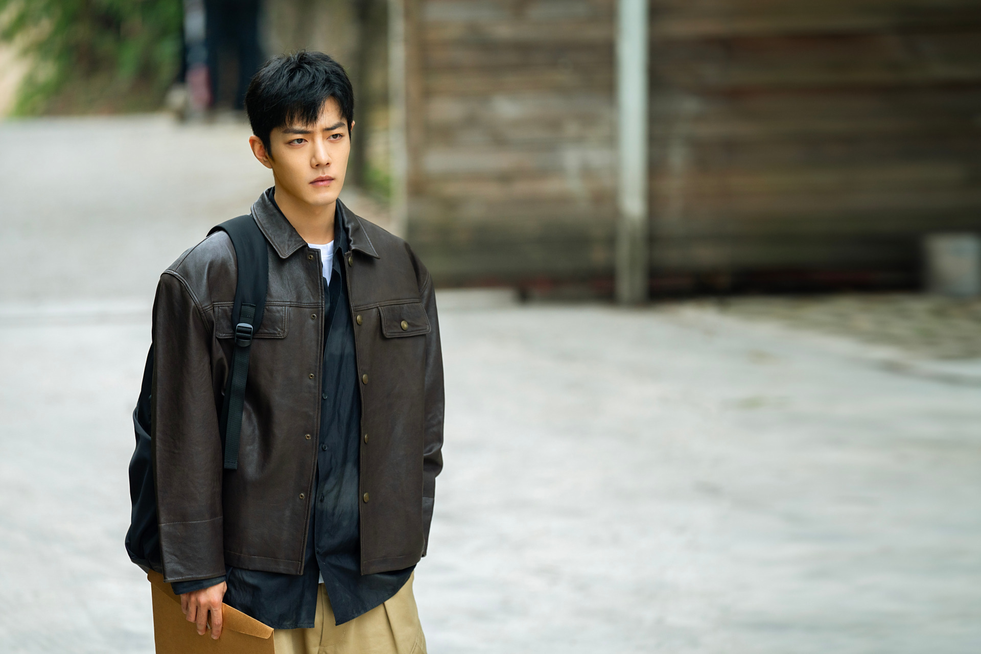 又是没有见过的盛阳剧照系列 #肖战骄阳伴我#