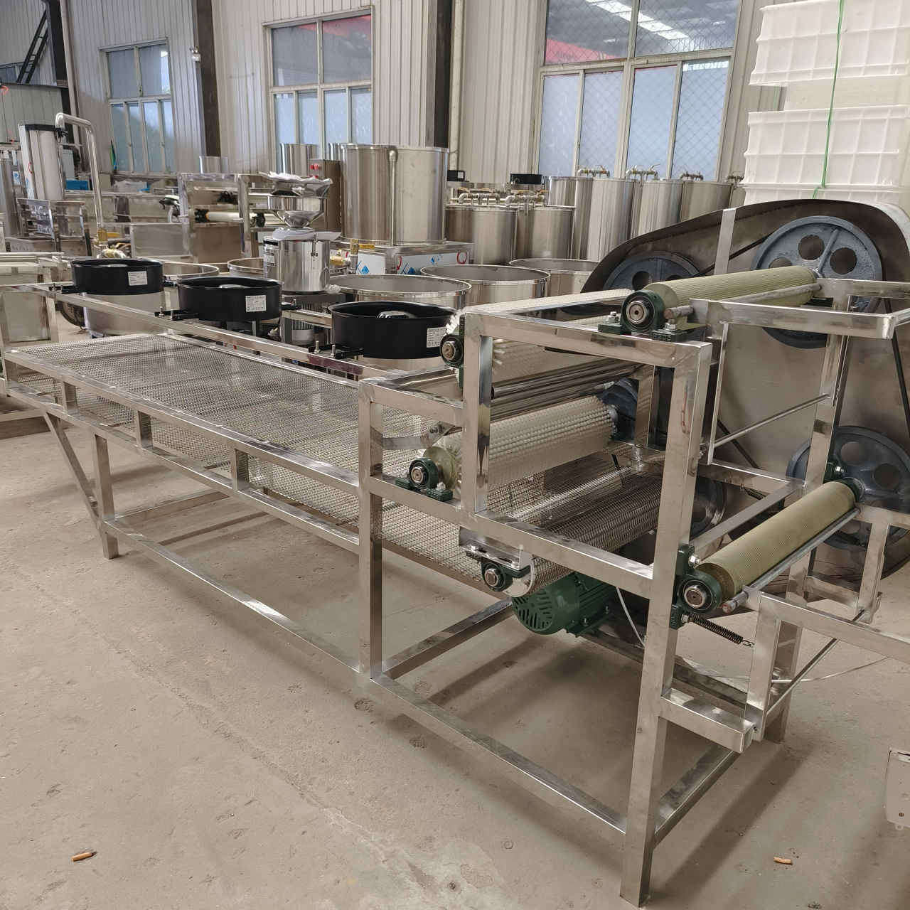 豆制品设备厂家# #扒皮机# #全自动豆腐皮机# 摊晾扒皮一体机,适合