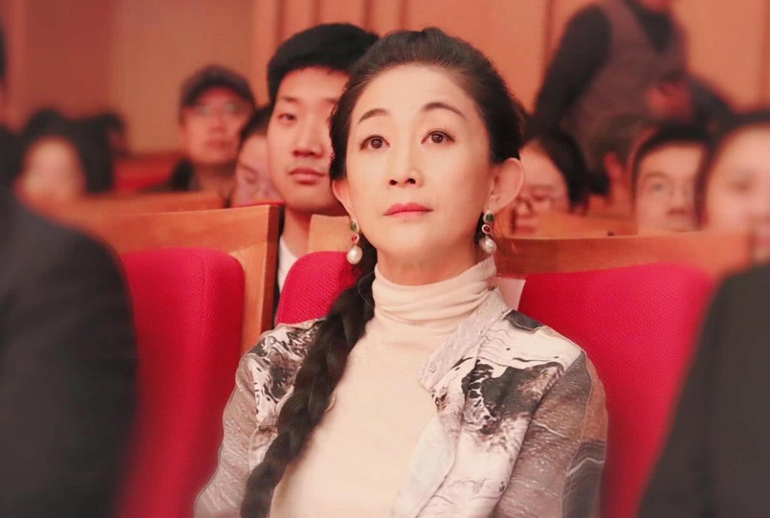 《都挺好》苏母,陈瑾:年轻人疲于工作,错过了离婚的适宜年纪