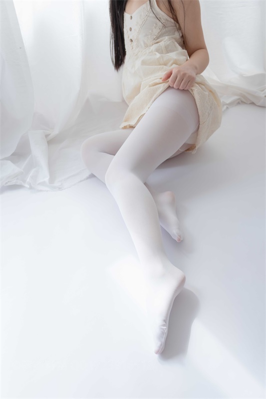 ⭐丝模写真⭐森萝财团-爱花写真-ALPHA-013[90P/807MB]