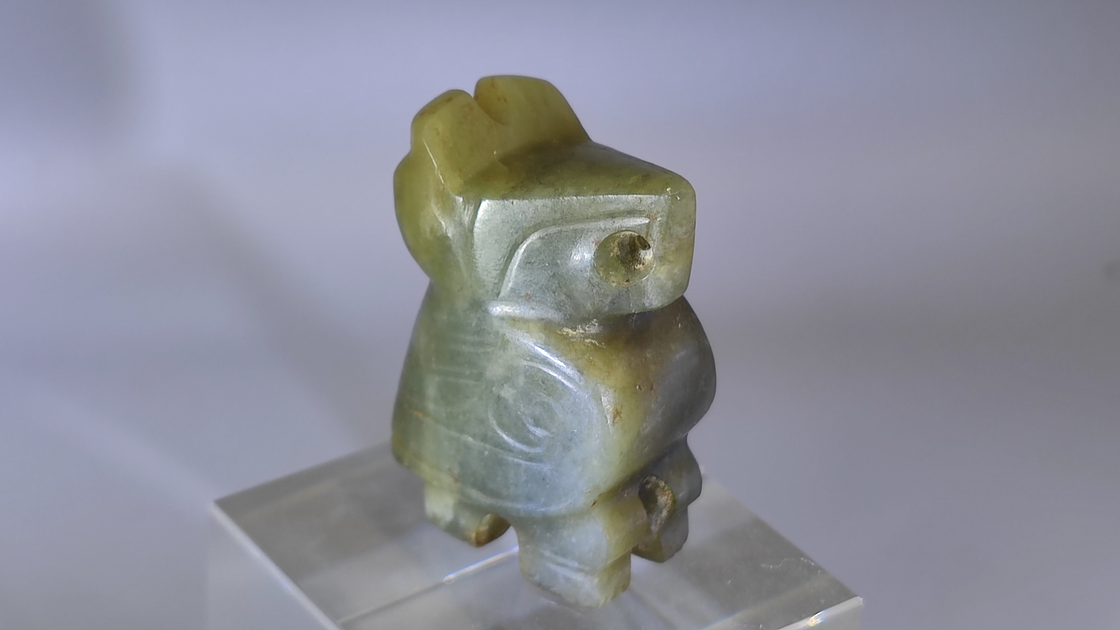 安阳殷畿艺术博物馆珍藏的殷商圆雕玄鸟