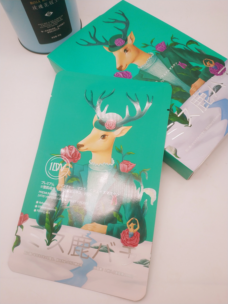 还记得日本1dw 鹿小姐面膜吗?它的包装真的太吸引我了.