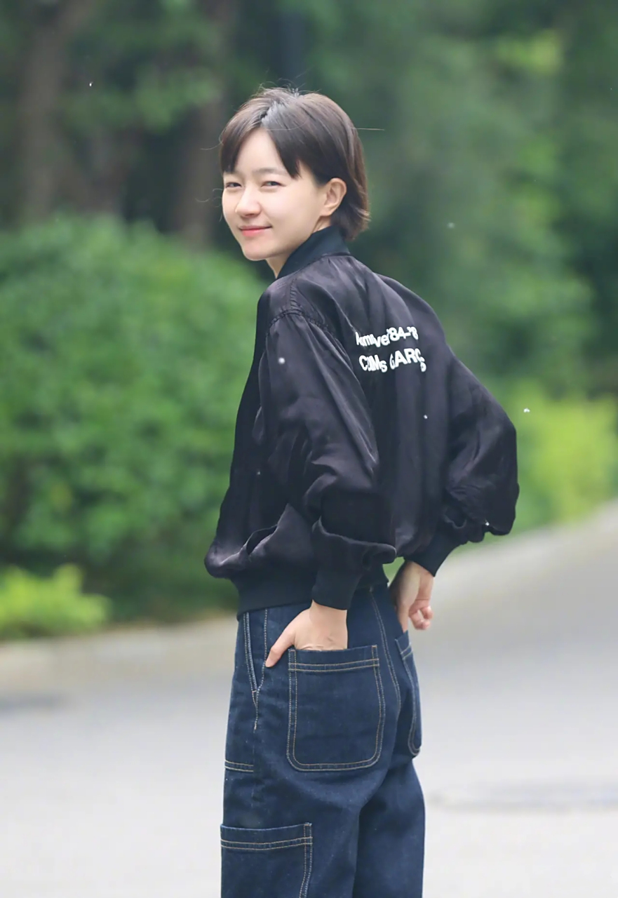 演员焦俊艳好可爱. 我一直以为她和焦恩俊是亲戚关系.