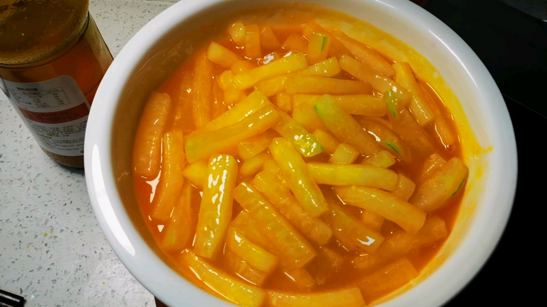 用冬瓜也能做1道开胃凉菜啊!酸甜可口!橙汁浓郁!
