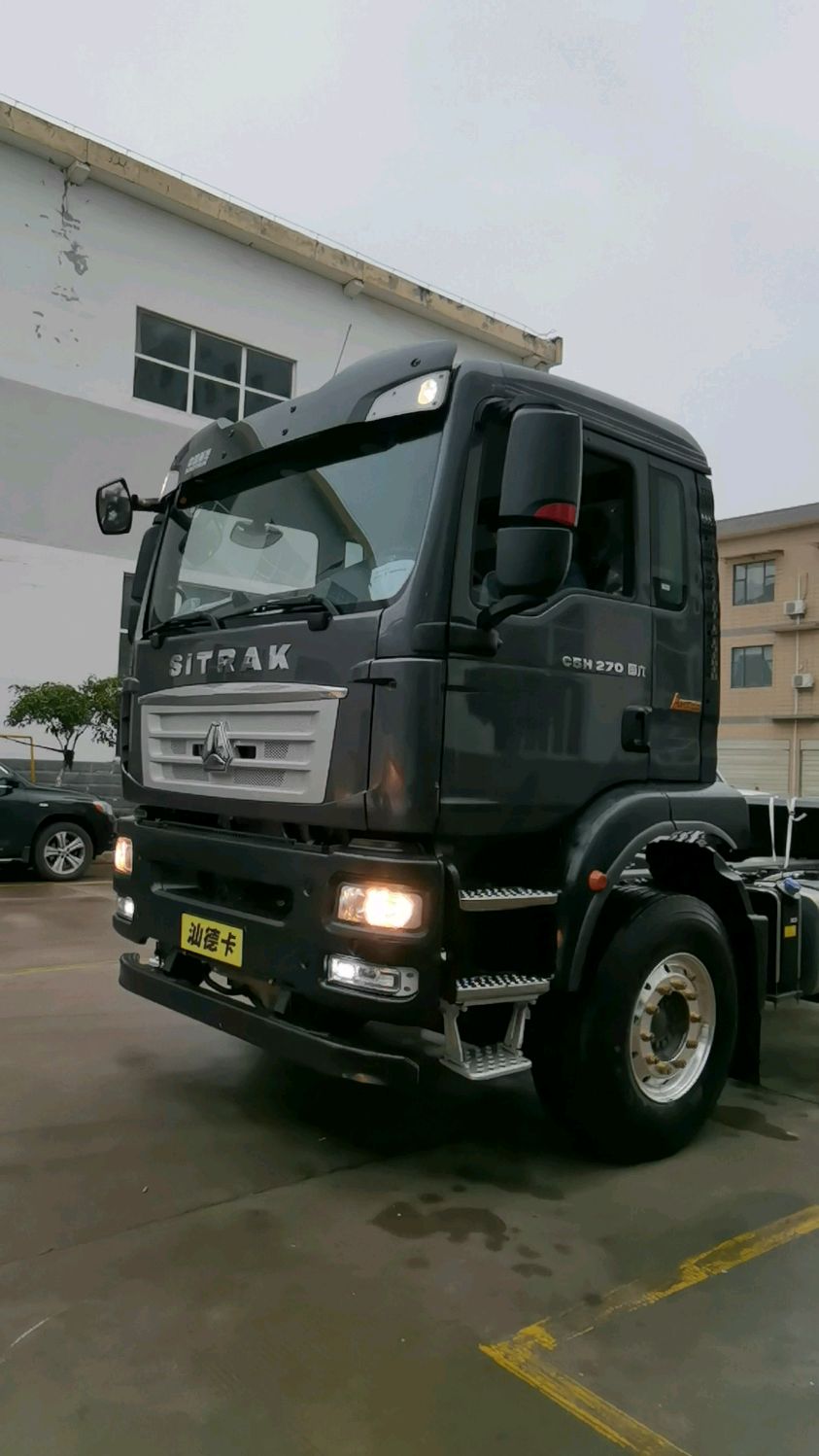 国六汕德卡房车