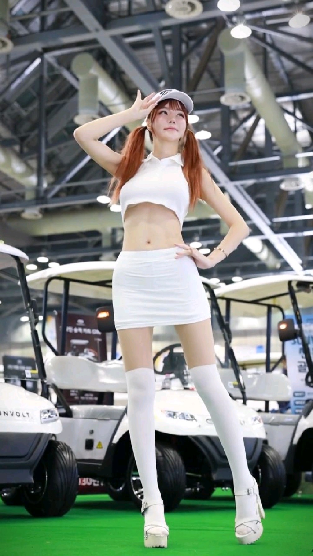 高尔夫球具展会,时尚模特闵汉娜,俏丽多姿-度小视