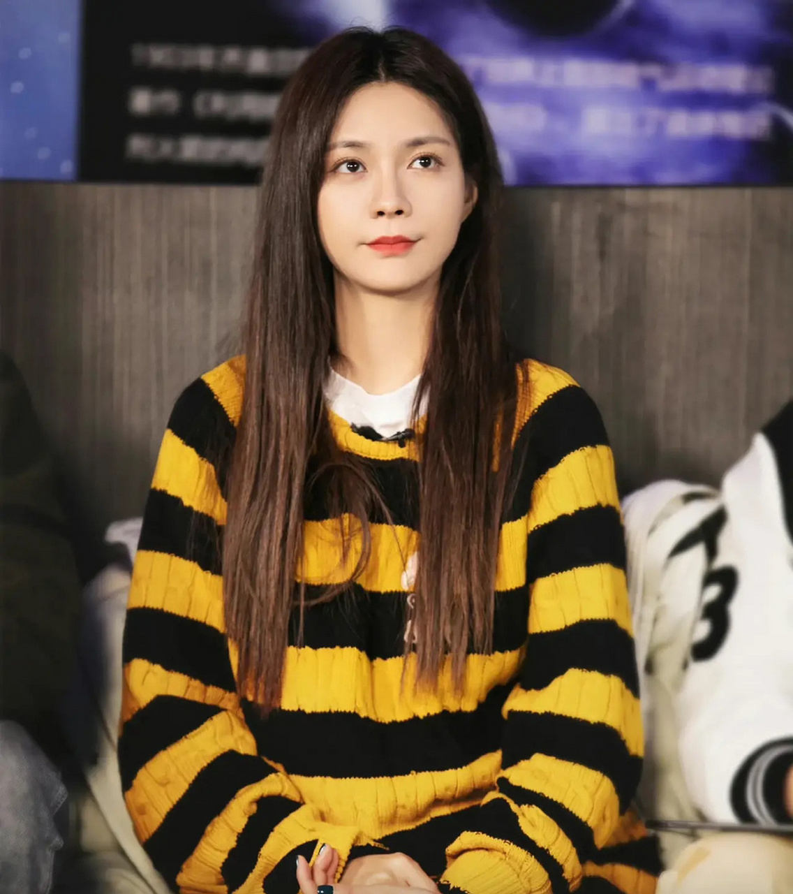 不得不说汪涵的字真的很好看啊,很少有明星写字写的这么好看的吧,但是