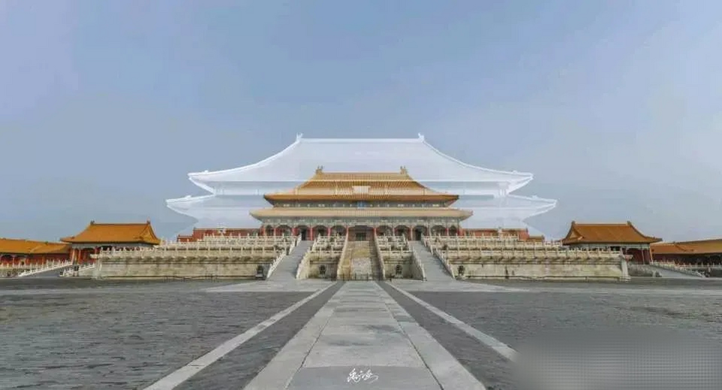 明代永乐皇帝时期紫禁城皇宫比现在大的多,原来两侧还