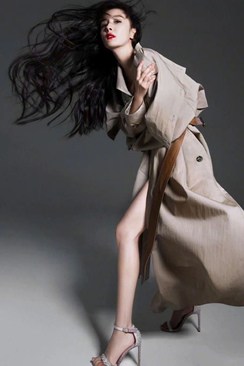 风情万种的杨幂,无法阻挡的魅力|||烈焰红唇 高跟美腿 长发飘飘 这样