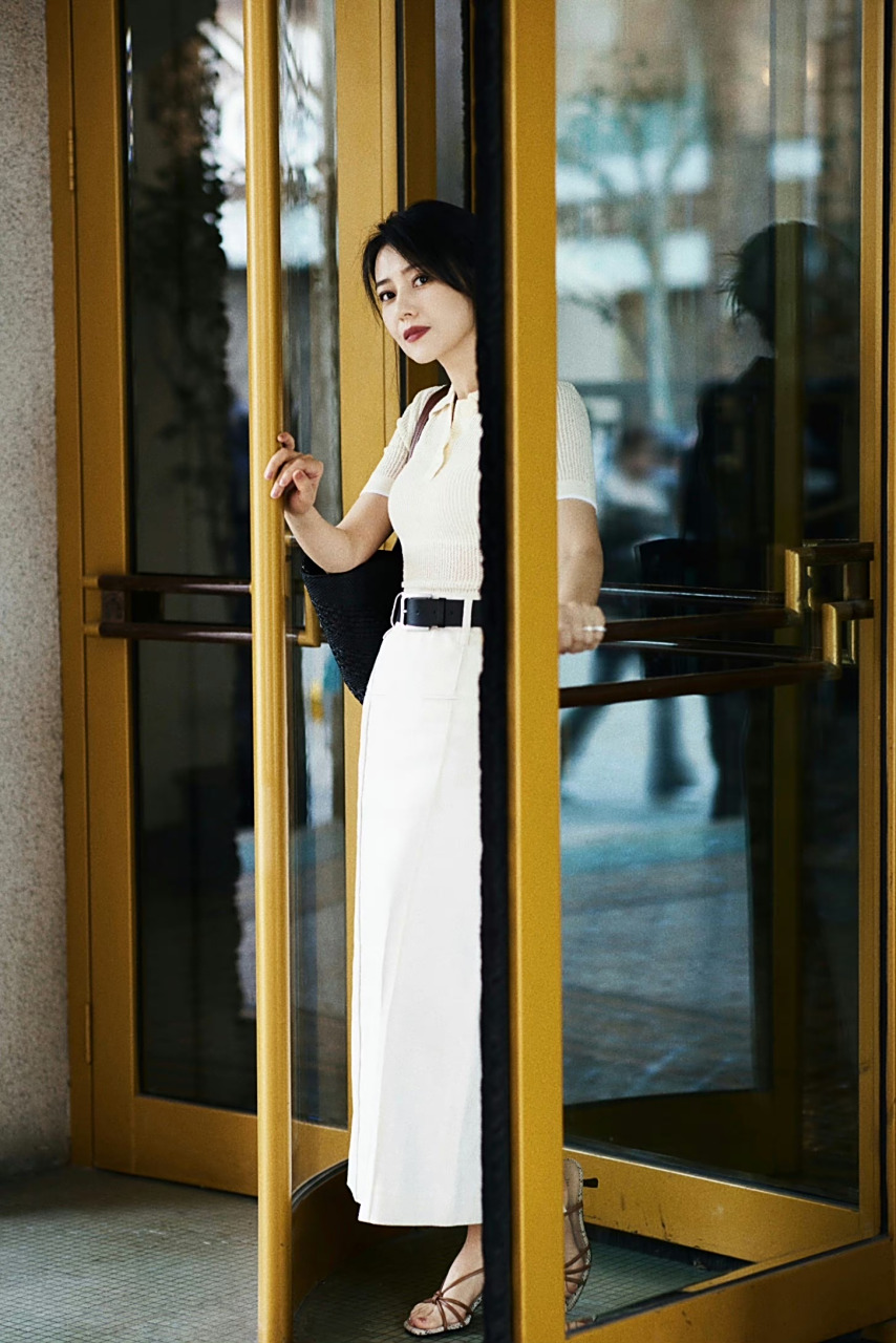 高圆圆 小蛮腰  美腿玉足