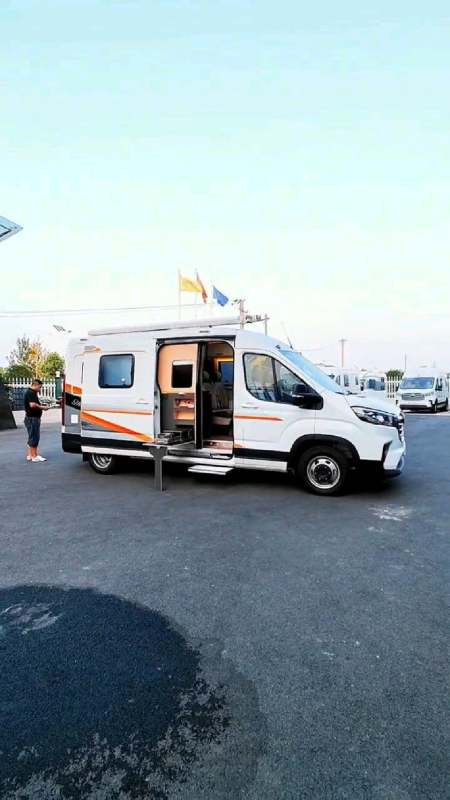 5座横床b型房车,大通v90底盘-度小视