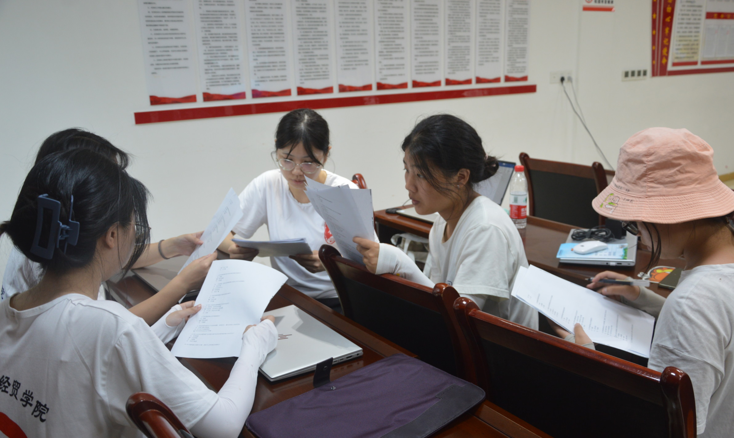 大学生农村调研图片图片