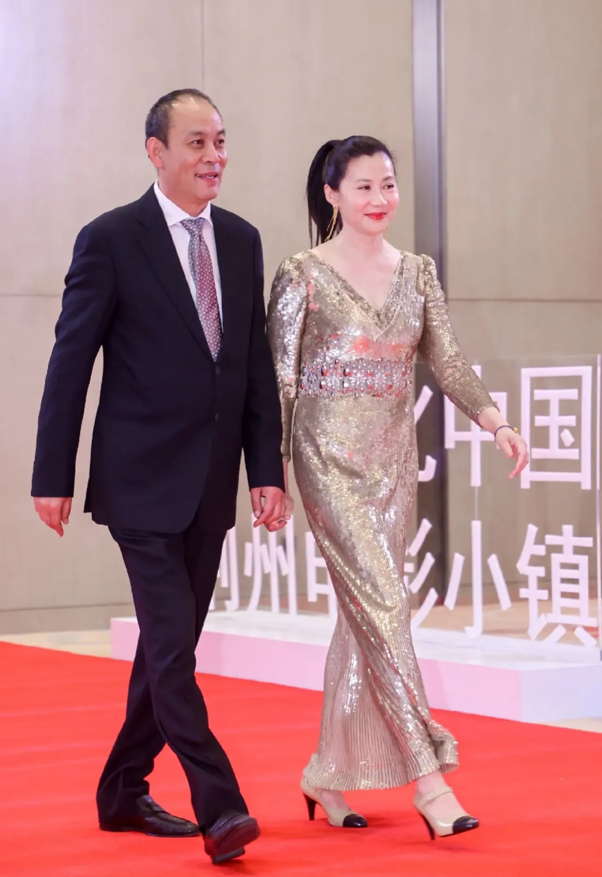 张光北老婆陈炜图片