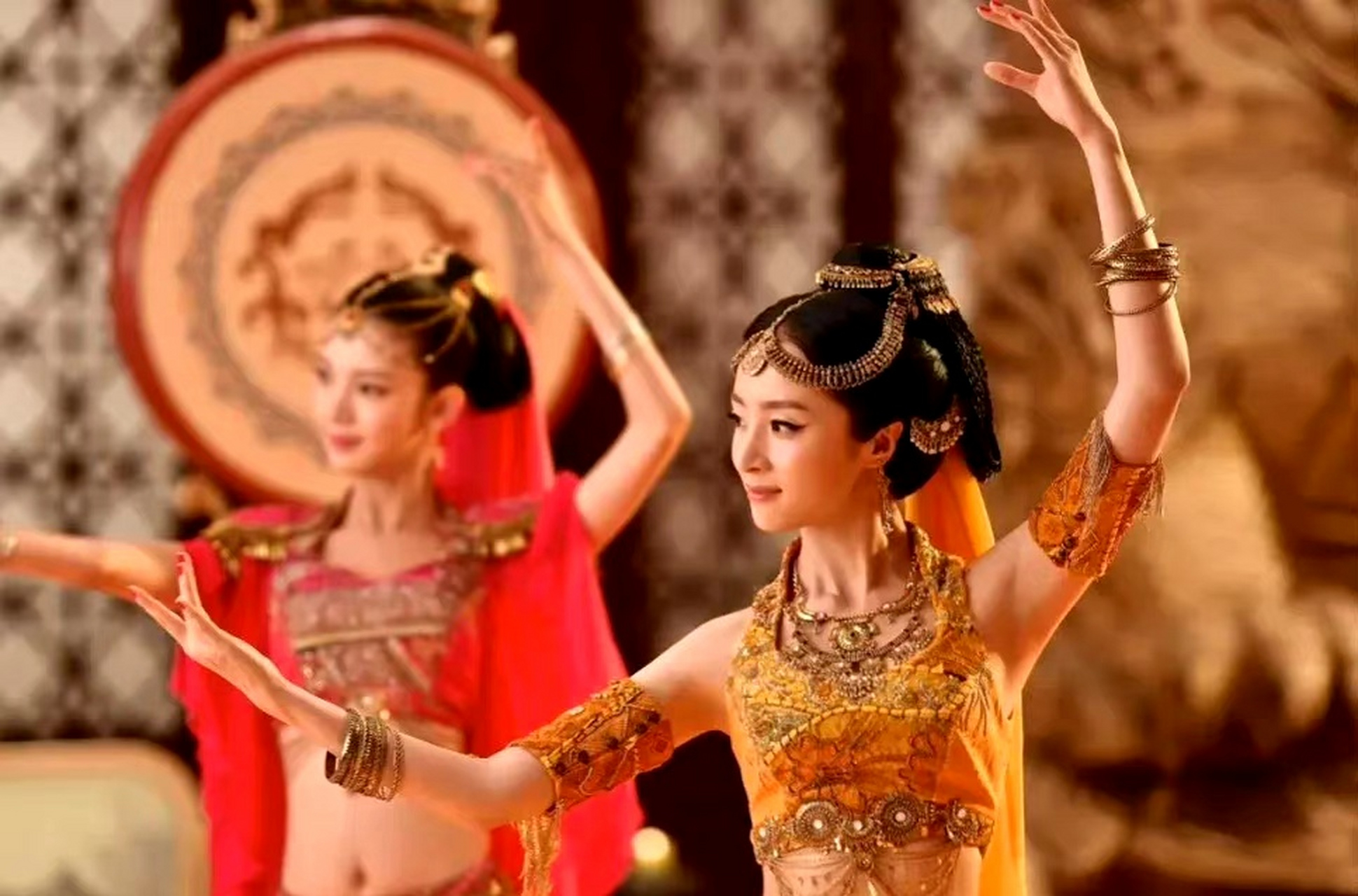 胡冰卿和陈瑶剧中同框,谁赢了?