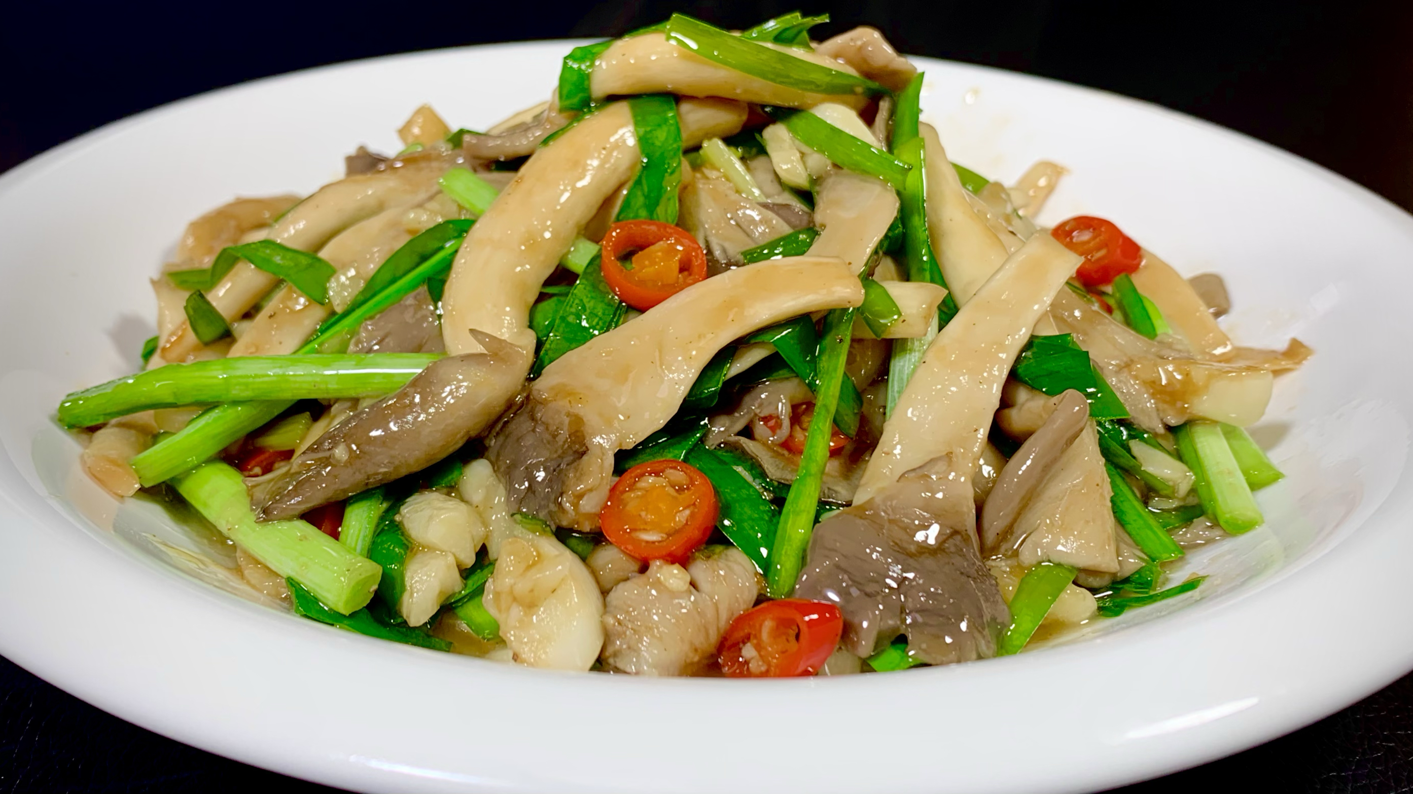 总厨教你做道成本不到5元的下饭菜,素炒蘑菇,营养又美味超好吃