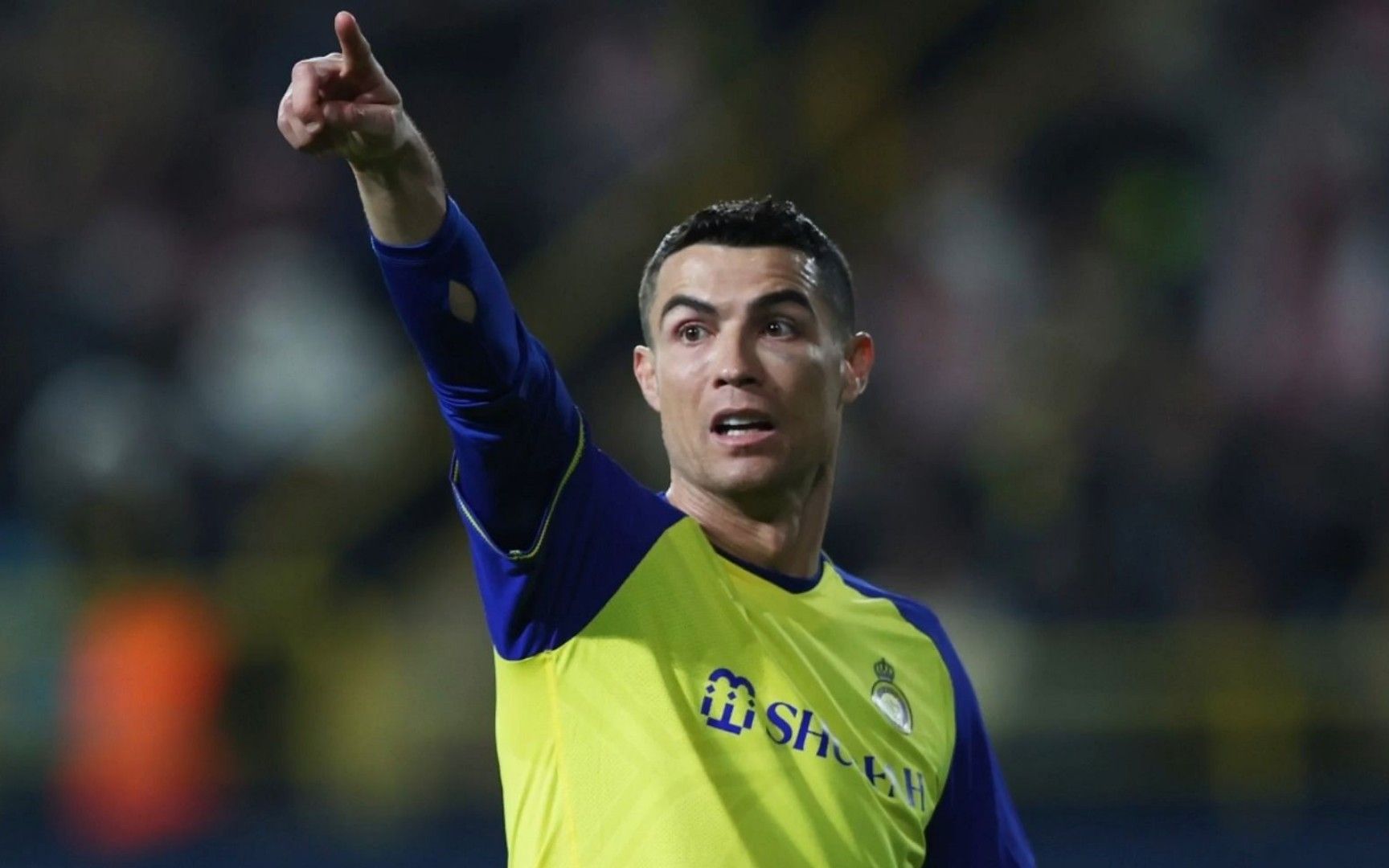 c罗又添粉丝?利雅得胜利主帅:他是最优秀的球员,会重回欧洲