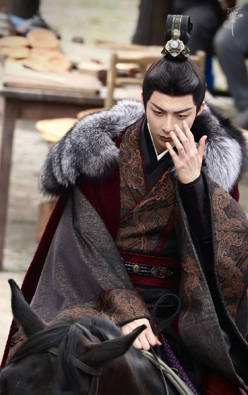 电视剧《折腰》路透来啦!