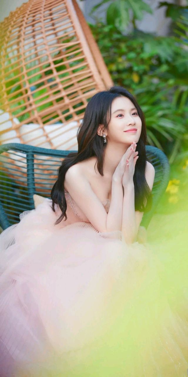 超甜元气美女,淡粉色长裙,粉嫩粉嫩的张慧雯,美的不像话#张慧雯