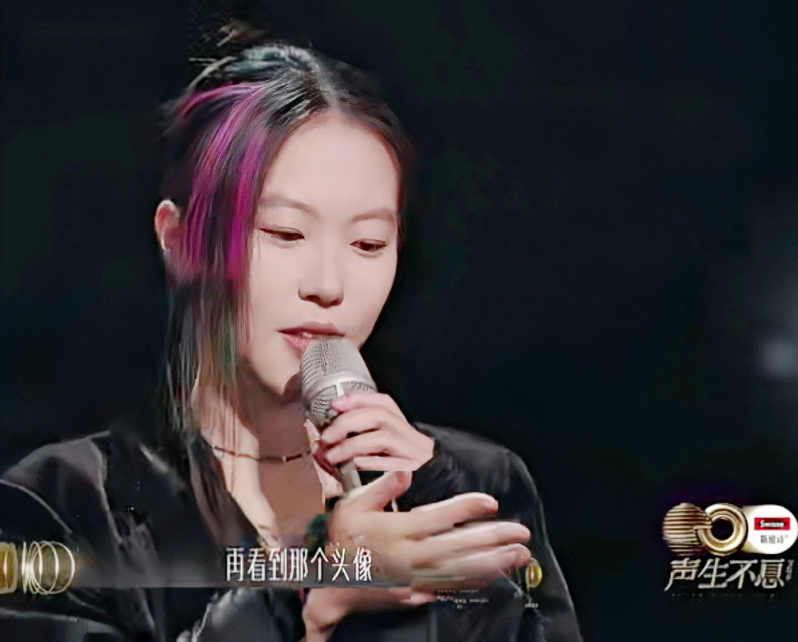 窦靖童唱歌,声音好像一个人!