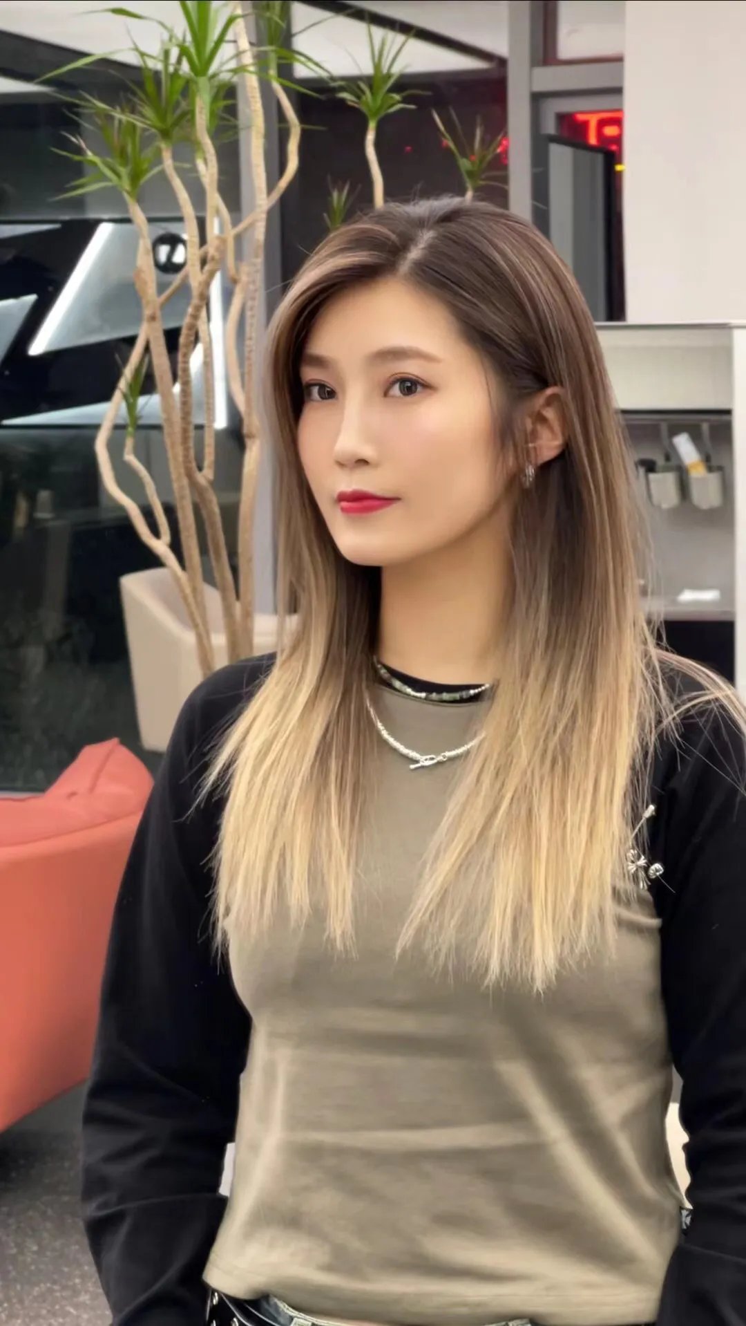 今年秋冬流行发型27款,多样时尚不一样,你看美不美