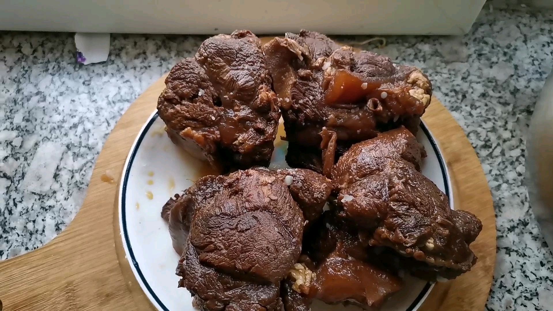 懒人版酱牛肉,酱香浓郁,好吃到停不下来
